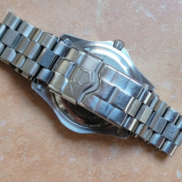 Tag Heuer WK1112.BA0311 Mens 2000 Series Professional Quartz Watch Silver BA0317 - Picture 3 of 8